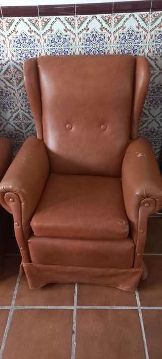 2 Sillones Rústicos de Cuero Marrón