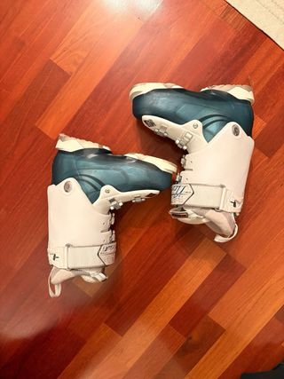 Botas de esquí Nordica talla 23.5