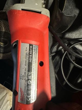 Amoladora Angular Milwaukee M12