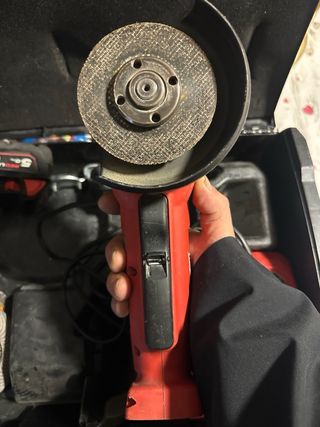 Amoladora Angular Milwaukee M12