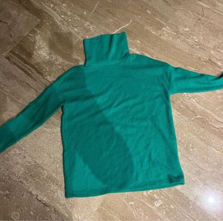 Jersey Stradivarius cuello alto verde