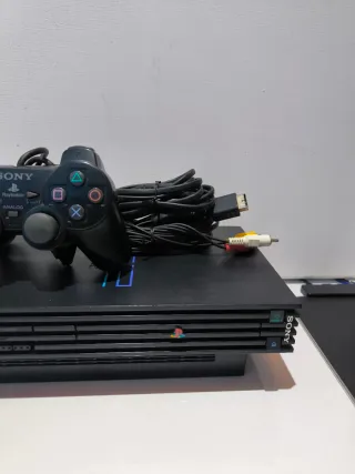 PlayStation 2 Negra con Mando Original