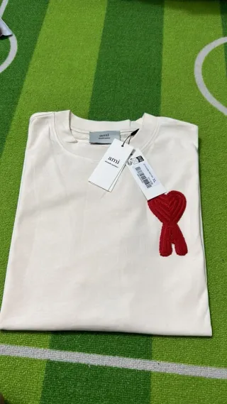 Camiseta Ami Paris XL Roja Corazón