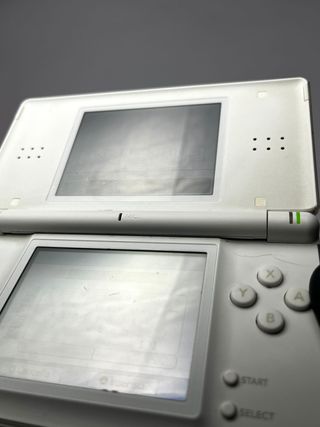 Nintendo DS Lite Bianco + Caricatore e Pennino