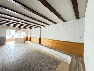 Local comercial en venta en Tomelloso