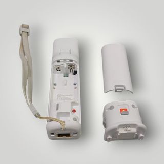 CONSOLA NINTENDO WII BLANCA + MANDO + ACC