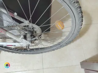 Bicicleta Btwin blanca