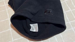 Cubrecuellos polar negro