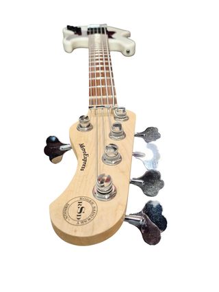 BAJO 5 CUERDAS ROGER SADOWSKY METROEXPRESS HYBRID P/J + ACC