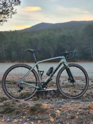 Trek Checkpoint SL 6 Gen 2 – SRAM Rival AXS 12v 54