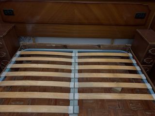 Cama 135 cm madera y metal.