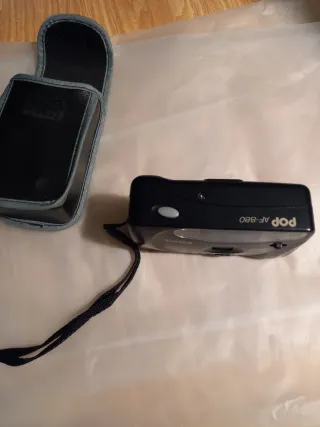 Cámara Konica POP AF-880 Negra