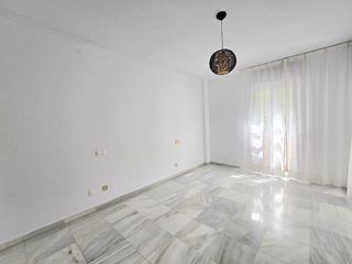 Piso en alquiler en Playa Bajadilla - Puertos en Marbella