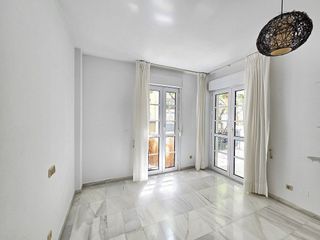 Piso en alquiler en Playa Bajadilla - Puertos en Marbella