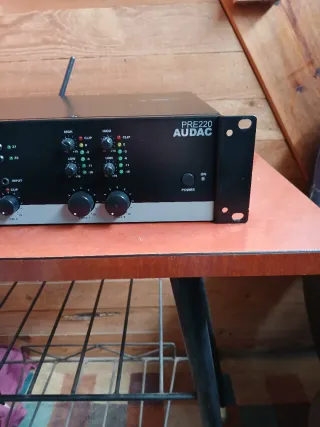 Audac PRE220 Preamplificador