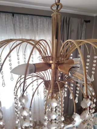 Lampadario vintage pioggia oro e cristallo