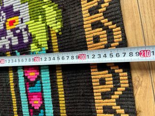 Tappeto in lana con fiori multicolore