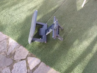 Reposapiés ergonómico gris