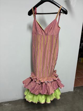 Vestido de flamenca rosa y verde