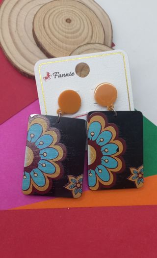 Pendientes variados