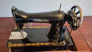 Máquina de coser SINGER Y HEXAGON antigua