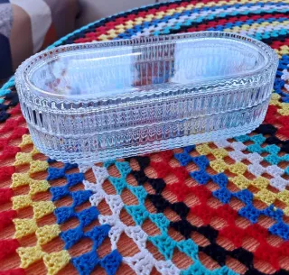 Bonito joyero de cristal