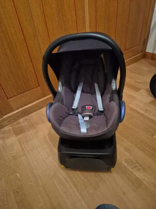 Maxi-Cosi con base FamilyFix Isofix