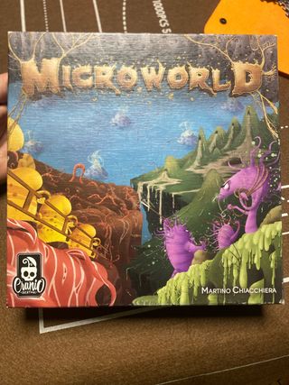 MicroWorld - Juego de Mesa