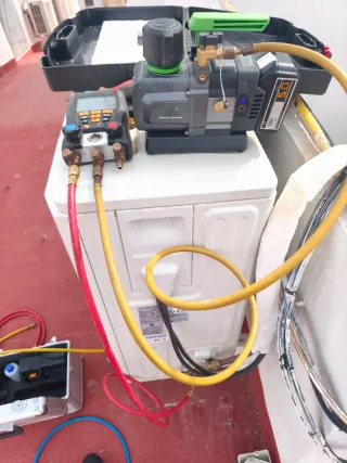 Electricidad, clima , fontanería