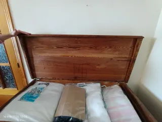 Arcón antiguo pino macizo con herrajes
