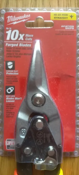 Tijeras Chapa Corte Recto Milwaukee 260mm