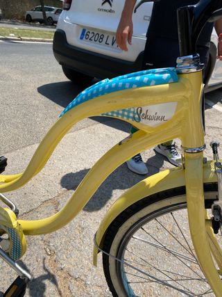 Bicicleta Paseo Schwinn Starlet Amarilla