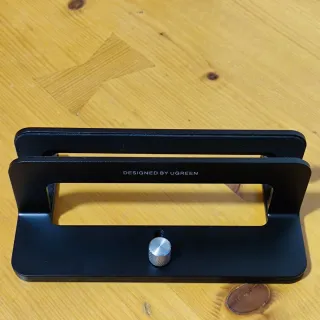 Soporte Vertical UGREEN para Portátil