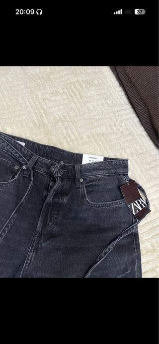 Pantalón vaquero Zara negro hombre