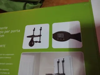 Sacco da boxe per bambini con supporto porta