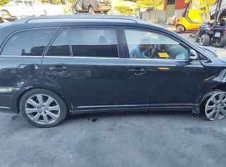 Toyota 367679 126110r010 tapa avensis berlina t25