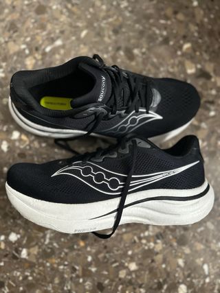 Zapatillas Saucony Ride 19 Running Negras