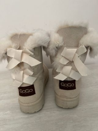 Botas peludas beige