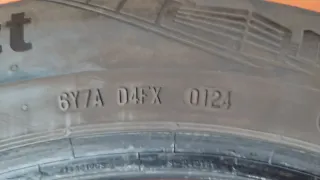 Neumático Continental AllSeasonContact 235/55 R17