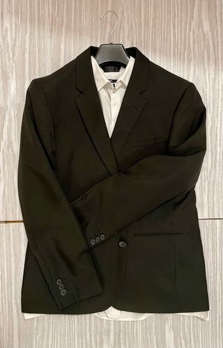 Traje elegante negro XL con camisa y pantalones