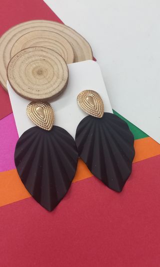 Pendientes Variados