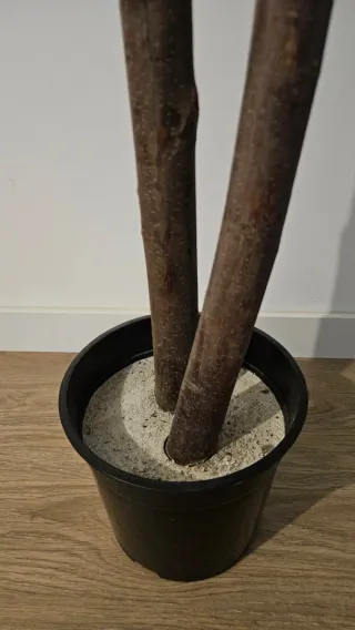 Planta artificial realista