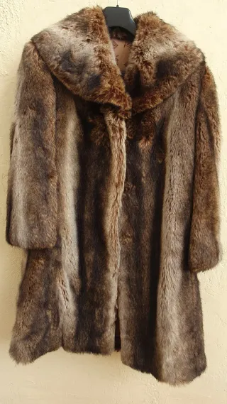 Abrigo Piel Sintética de los 80s Hecho Medida.