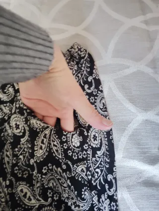 4 Pantalones Talla 40-46 Varios Estampados bolsil