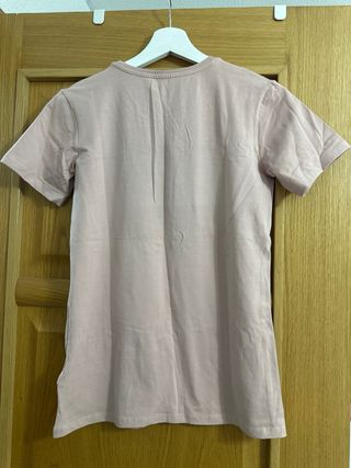 Camiseta Guess Rosa con Brillo