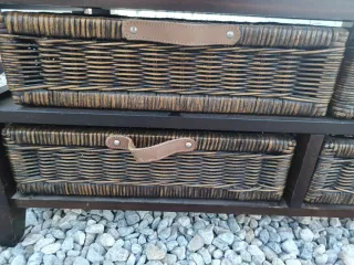 Mesita centro madera y mimbre