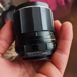 Objetivo Asahi Super-Takumar 1:2.8/105