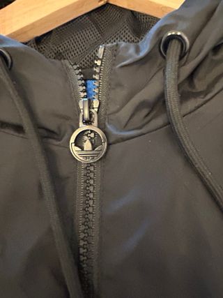 Chaqueta Adidas Arsenal Negra y Azul