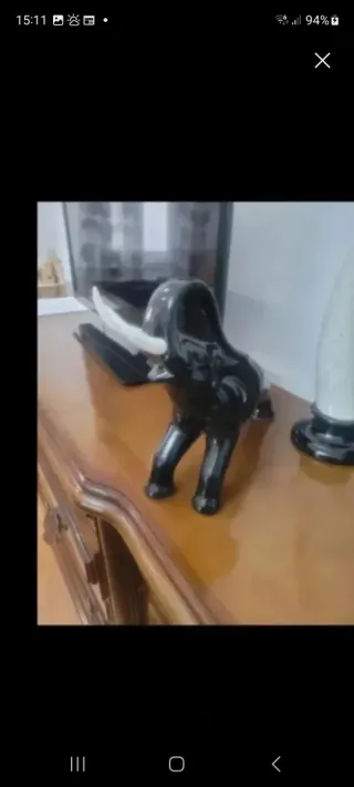 Antiguo juego de porcelana elefante y jarrón