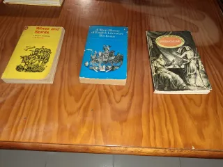 Tres libros en ingles